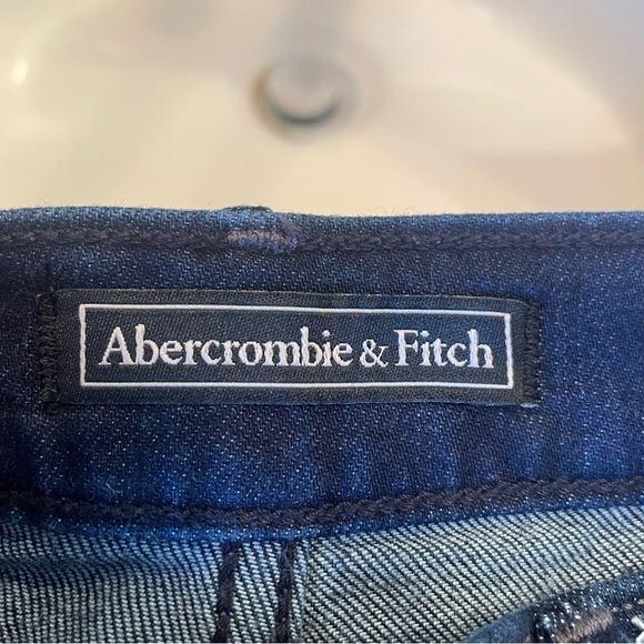 Abercrombie and Fitch Dark Wash  Short Shorts, Women’s 24 - Picture 5 of 6